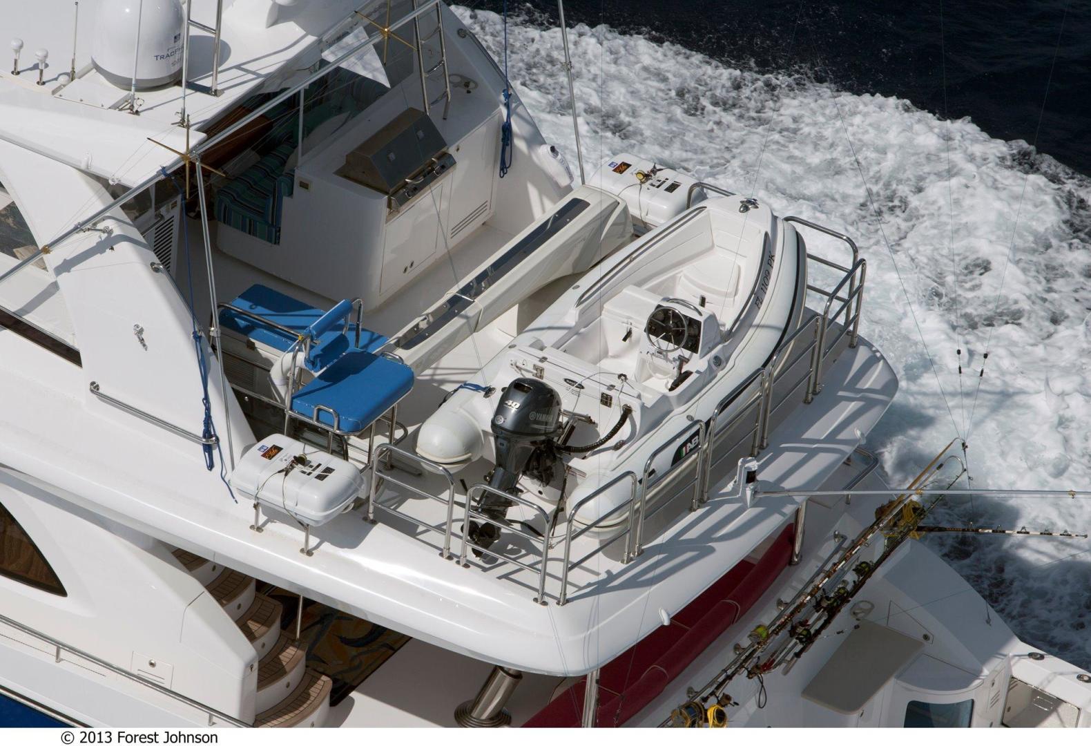 2025 Johnson flybridge w-fishing cockpit