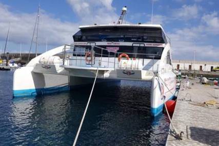 Commercial boats Glass Bottom Catamaran