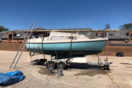 Custom Built Trailer Sailer Robert Ives Fantasie 630