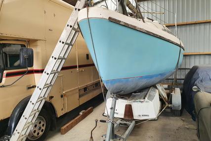 Custom Built Trailer Sailer Robert Ives Fantasie 630