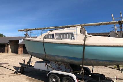 Custom Built Trailer Sailer Robert Ives Fantasie 630