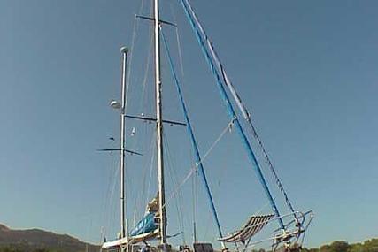 Custom Built Ketch 18M