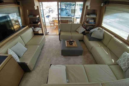 Ferretti Yachts 750