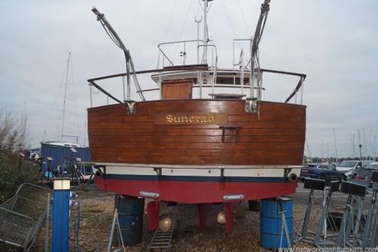 Chung Hwa Boats (CHB} CHB Puget Trawler 36