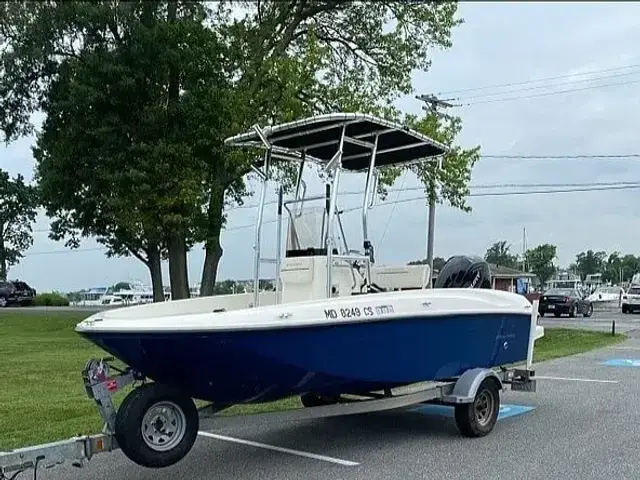 Bayliner F18