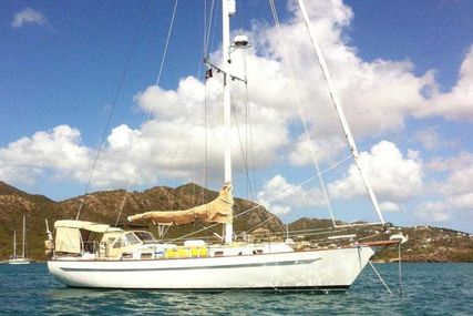 Cape Dory Robinhood 40' Aft Cockpit