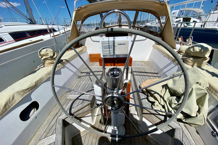 Cape Dory Robinhood 40' Aft Cockpit