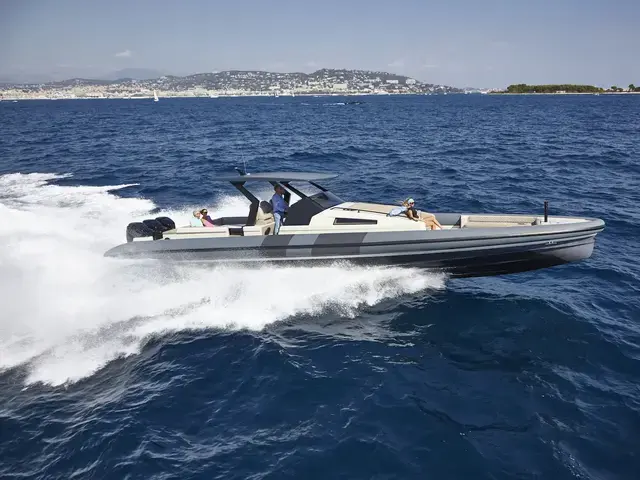 Chaser Yachts 500R
