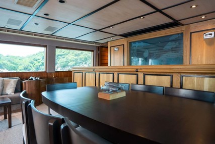 Poole Chaffee Raised Pilothouse