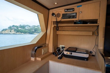 Poole Chaffee Raised Pilothouse