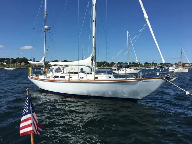 Hinckley Bermuda 40 Yawl