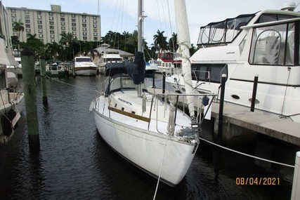 Endeavour Ensign Spars Inc. Sloop