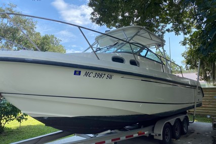 Boston Whaler conquest