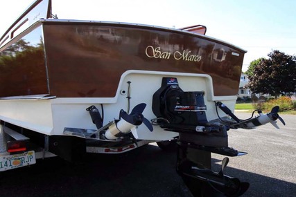 Custom Boats Luxury Venetian Water Taxi