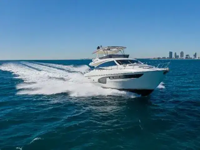 Ferretti Yachts 650