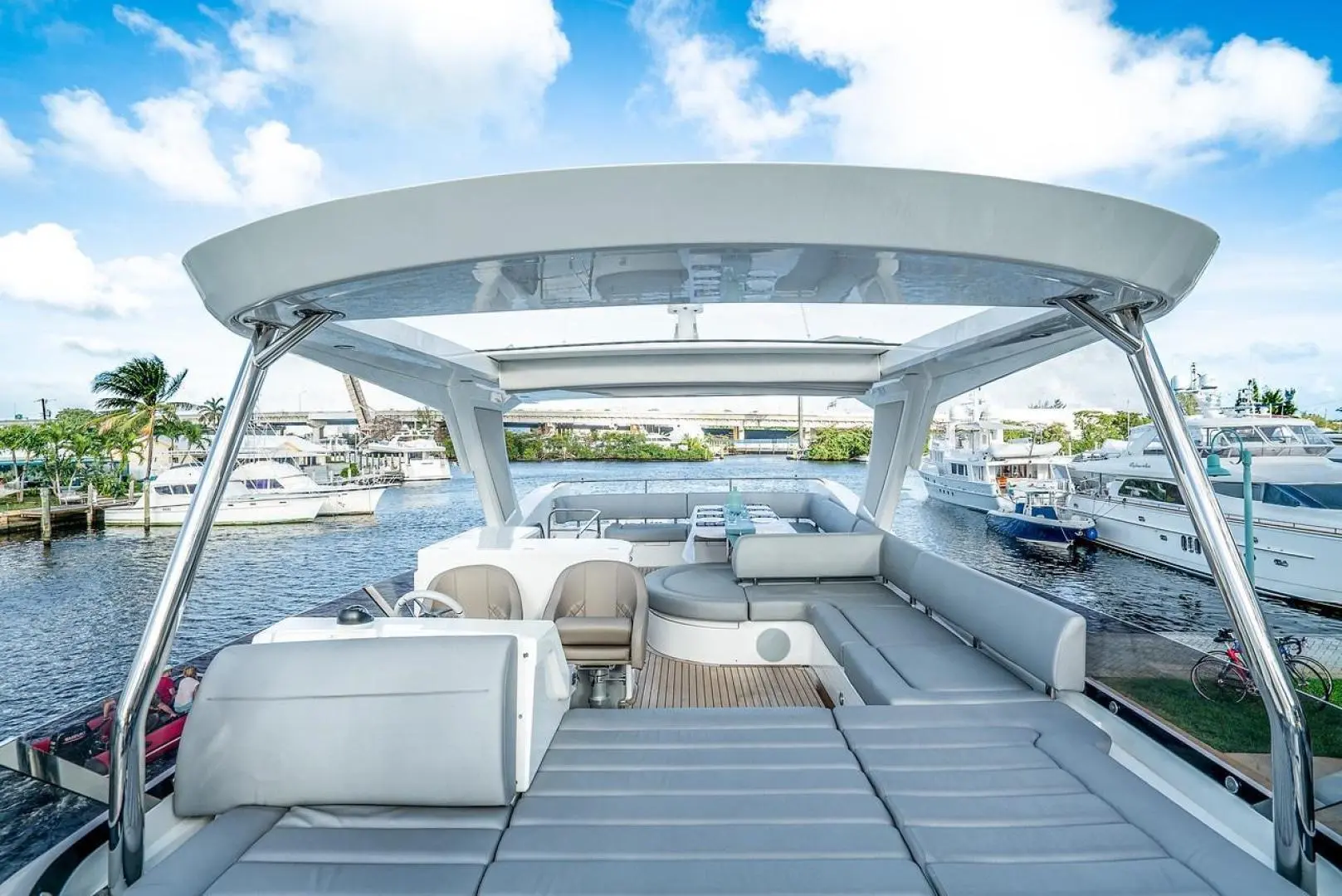 2019 Sunseeker manhattan