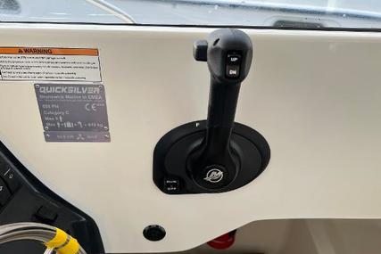 Quicksilver 555 Pilothouse