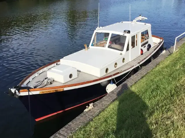 45ft CLASSIC WARRINGTON SMYTH MOTOR YACHT