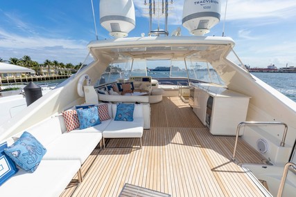 Ferretti Yachts 830HT