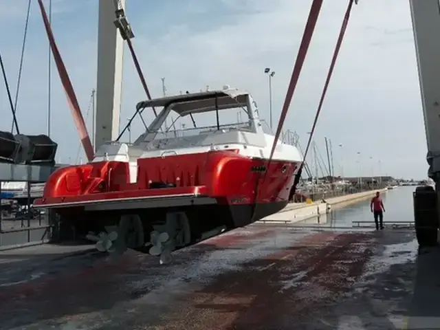 Sunseeker Martinique 38