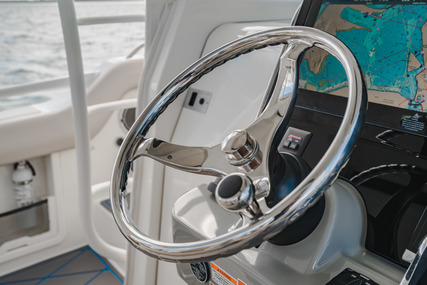 Boston Whaler 300 Outrage