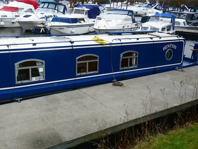 Sea Otter sailboats 36 Cruiser Stern