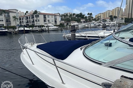 Sea Ray 330 Express Cruiser