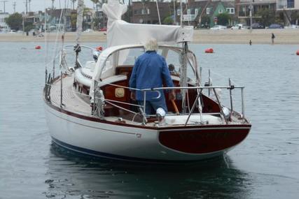 Hinckley Pilot Sloop