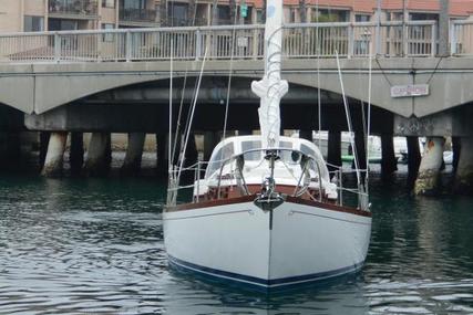 Hinckley Pilot Sloop