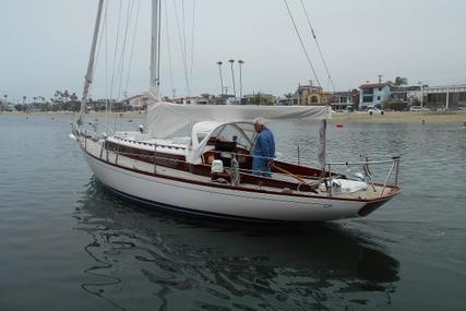 Hinckley Pilot Sloop