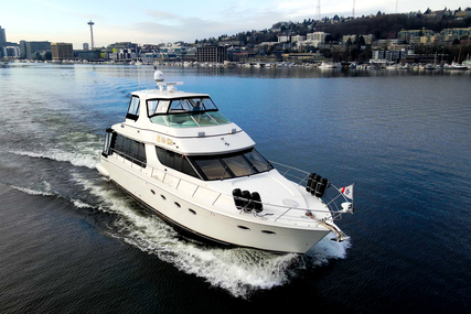 Carver Voyager PilotHouse