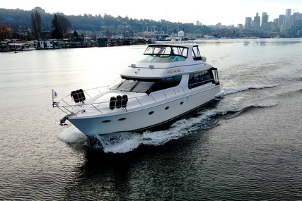 Carver Voyager PilotHouse