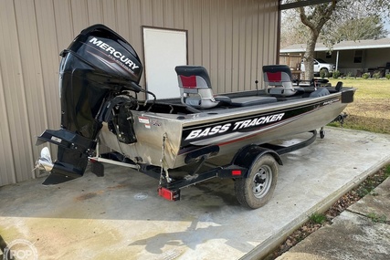 Bass Tracker Pro Boats Panfish 16