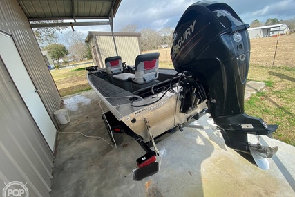 Bass Tracker Pro Boats Panfish 16