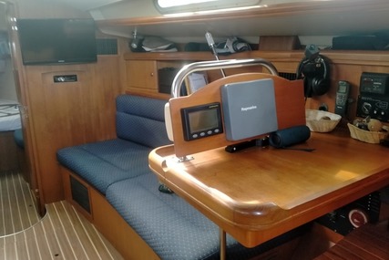 Hunter 44 AC