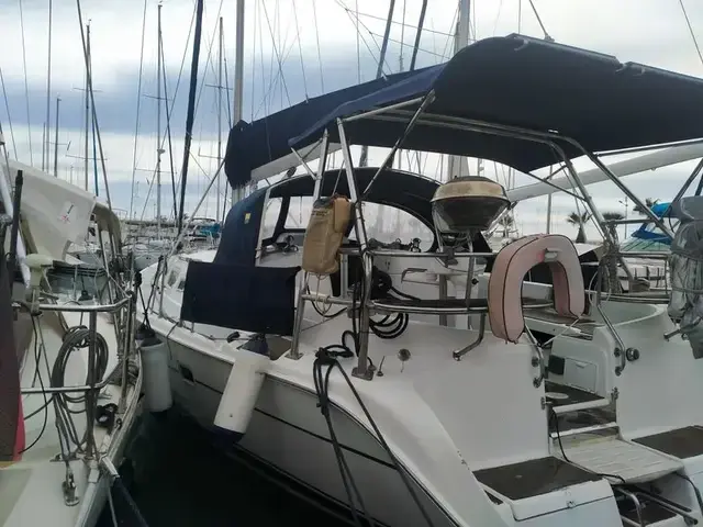 Hunter 44 AC