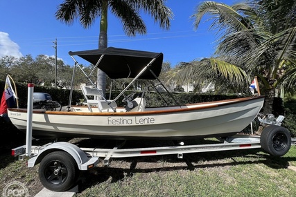 Holby Marine 17 Bristol Skiff