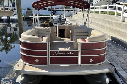 Godfrey Pontoon Sweetwater Premium Series 220 WB