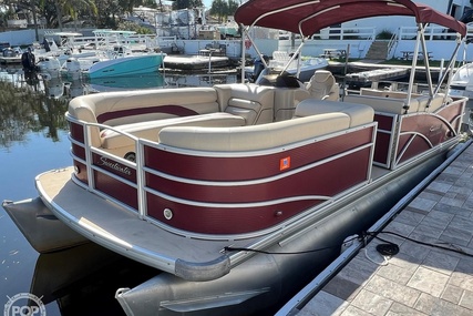 Godfrey Pontoon Sweetwater Premium Series 220 WB