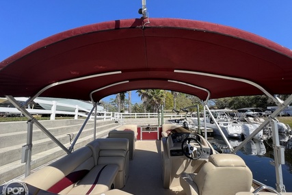 Godfrey Pontoon Sweetwater Premium Series 220 WB