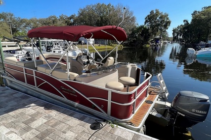 Godfrey Pontoon Sweetwater Premium Series 220 WB