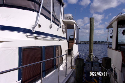 Trader Tradewinds Motor Yacht