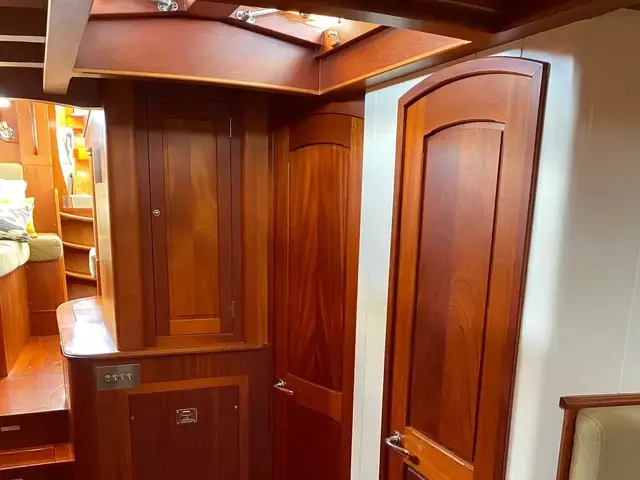 Spirit Yachts Spirit 60