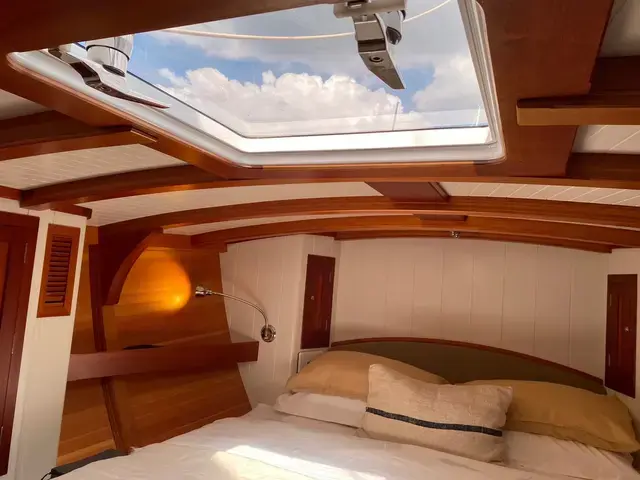 Spirit Yachts Spirit 60