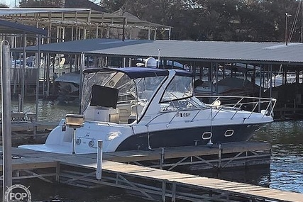 Chris Craft 300 Express Cruiser