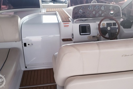 Chris Craft 300 Express Cruiser