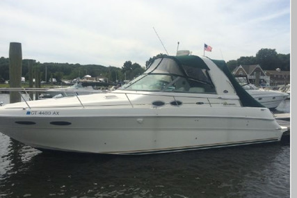 Sea Ray 310 Express Cruiser