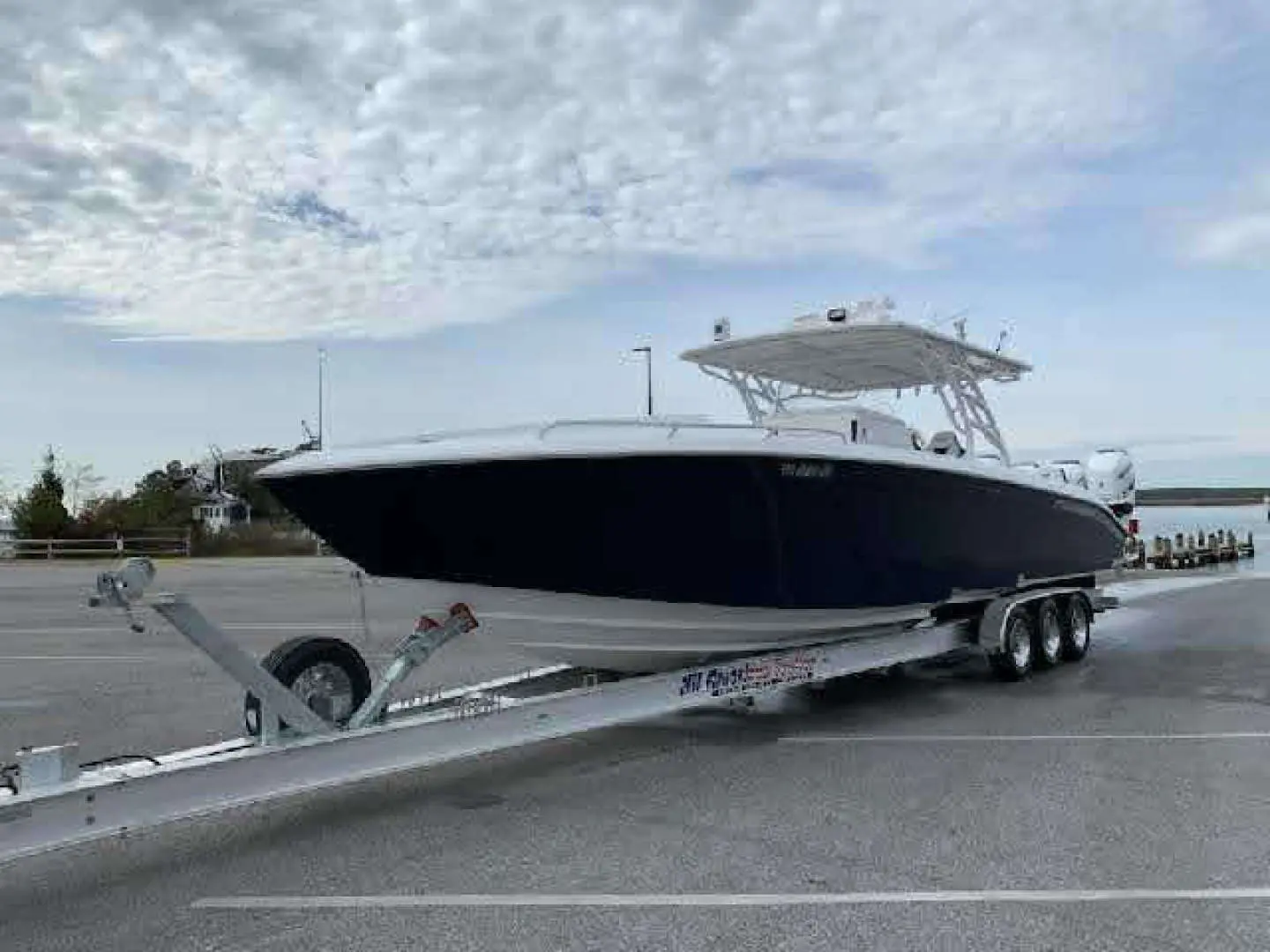 2019 Midnight Express 39 center console cuddy