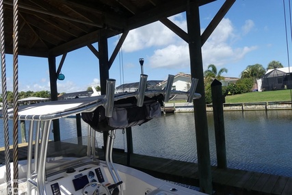 Robalo R202 Explorer