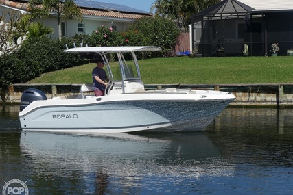 Robalo R202 Explorer